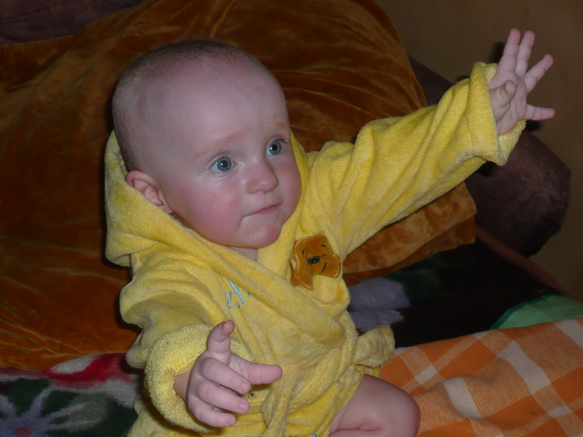 На фото правнучка героя статьи, тоже после бани. Фото автора.