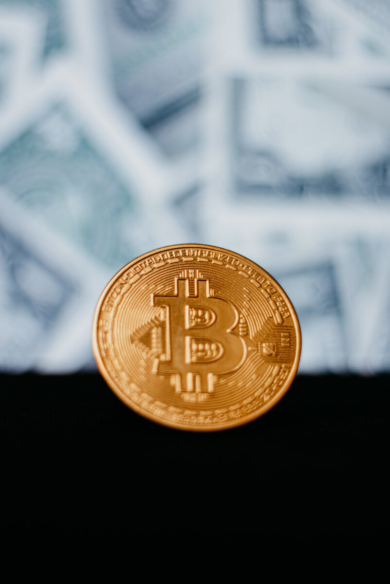 Биткоин