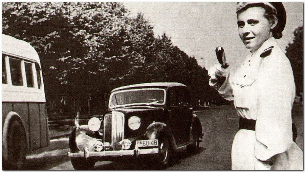 Первое гаи. ГАИ 1936. ГАИ СССР 1936. Госавтоинспектор в 1936 году. Форма сотрудника ГАИ 1936 года