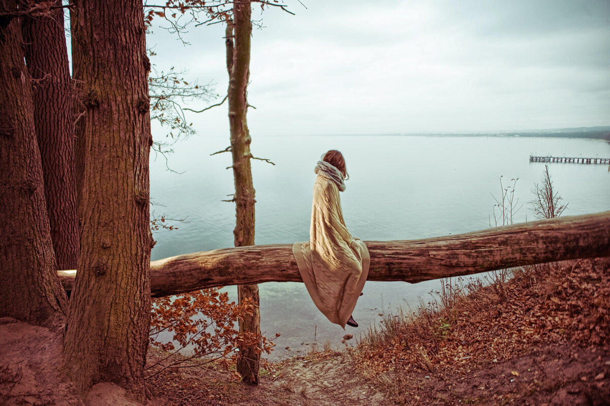 "Настоящая история злой мачехи", Екатерина Широкова. Фото pawel szvmanski Unsplash