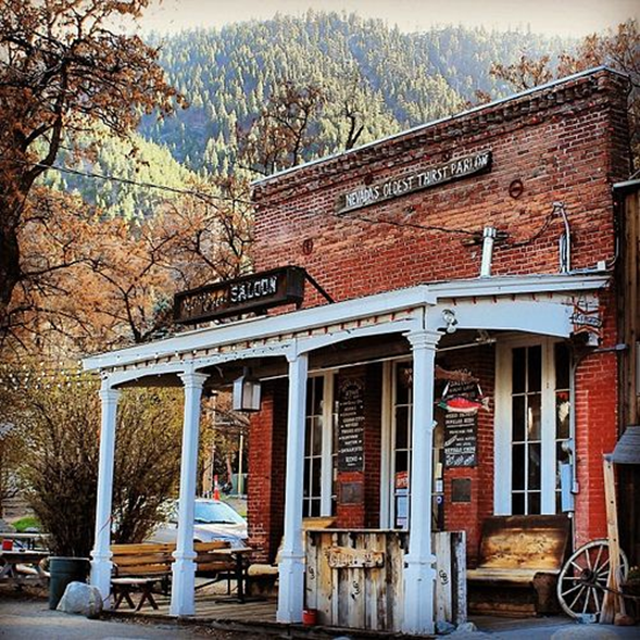 Старейший салун в Невада Сити доживший до наших дней