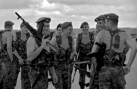 Не все солдаты в голубых беретах служили в ВДВ. (фото из открытых источников)