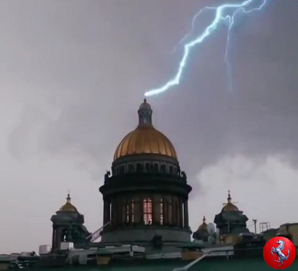 Какое такси лучше всего заказывать, если собираетесь в Санкт-Петербург |  Конь педальный | Дзен