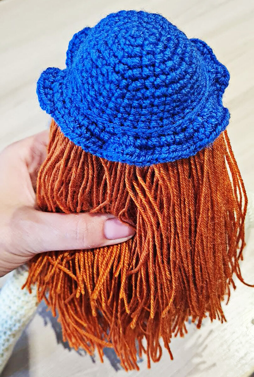 Легка в исполнении модная панамка-колокольчик 