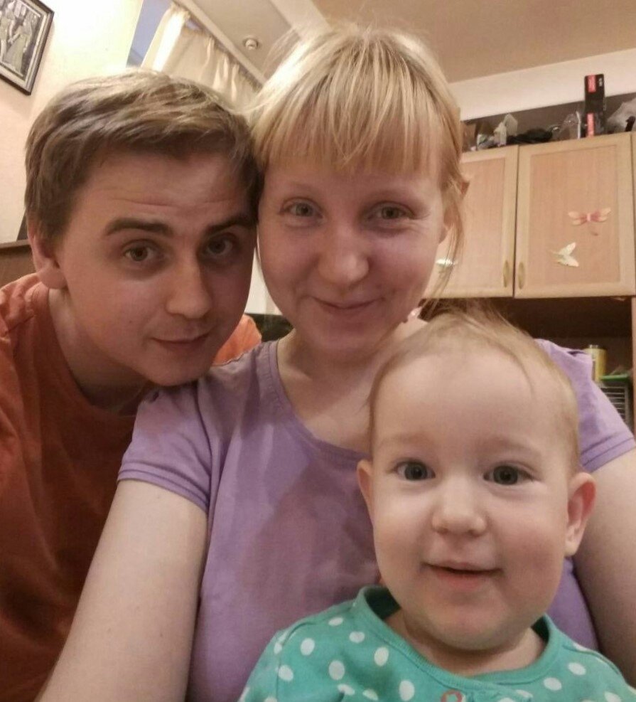 Антон, я, Аня (6 месяцев)