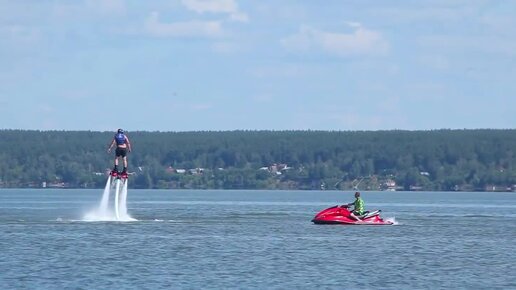 Летаю на реактивной силе воды