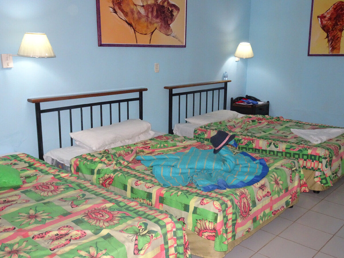 Номер в южном корпусе отеля Brisas Del Caribe. Фото автора