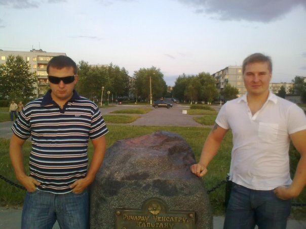 Мы с Игорем, очень давно)