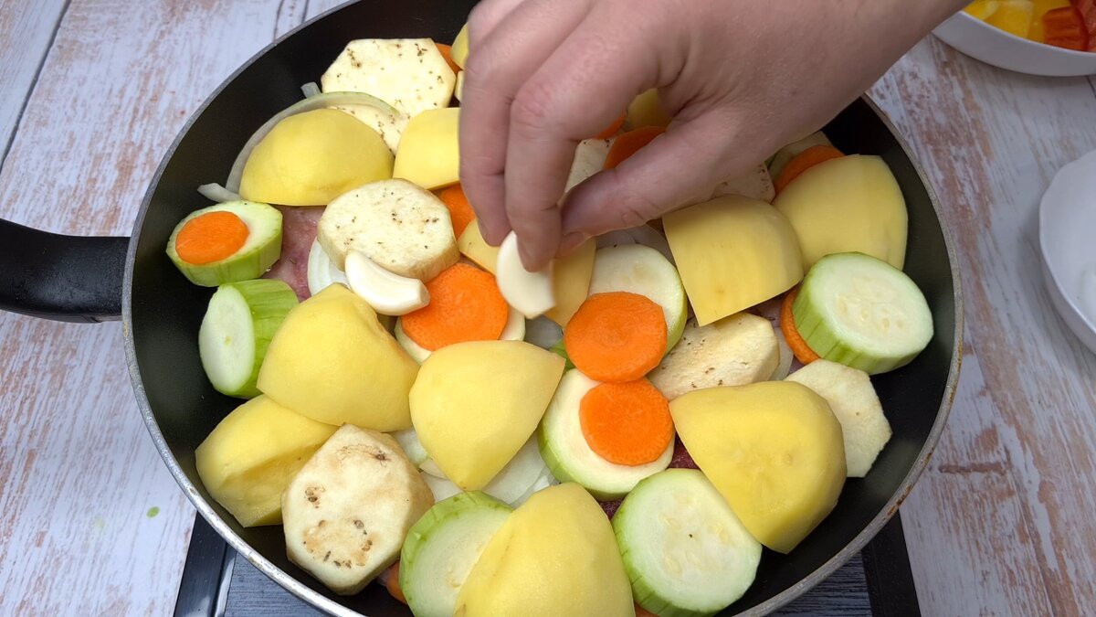 Только мясо и овощи - без ЖАРКИ, без МАСЛА и даже без ВОДЫ (рецепт с видео)  | Multipovar | Дзен