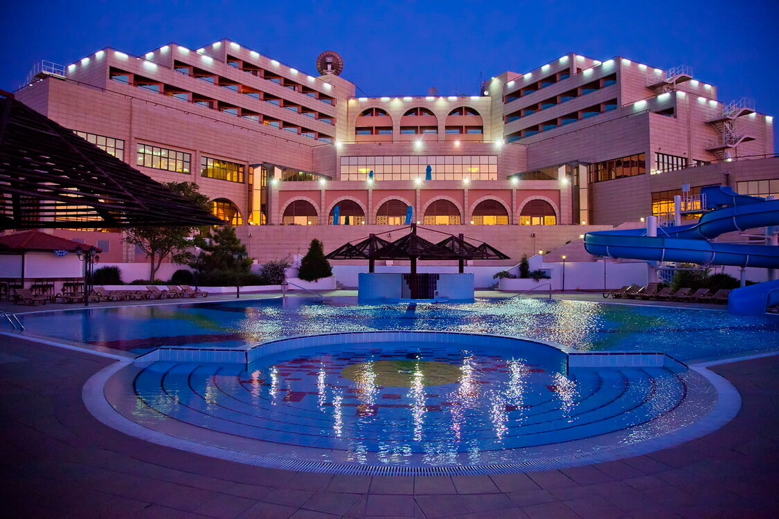 Курортный пятизвёздочный  комплекс "Надежда" 