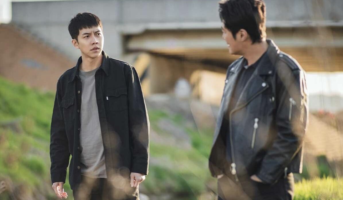 Здесь и далее кадры дорамы «Мышь»