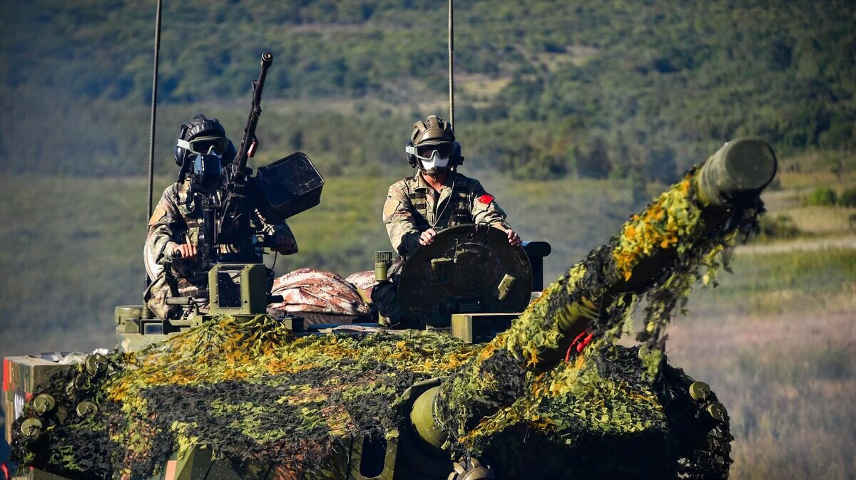   Военнослужащие армии КНР на стратегических командно-штабных учениях "Восток-2022" на полигоне Сергеевский© РИА Новости / Пресс-служба Минобороны РФ