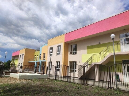     По нацпроекту «Демография» введен в эксплуатацию детский сад на 140 мест в Керчи.