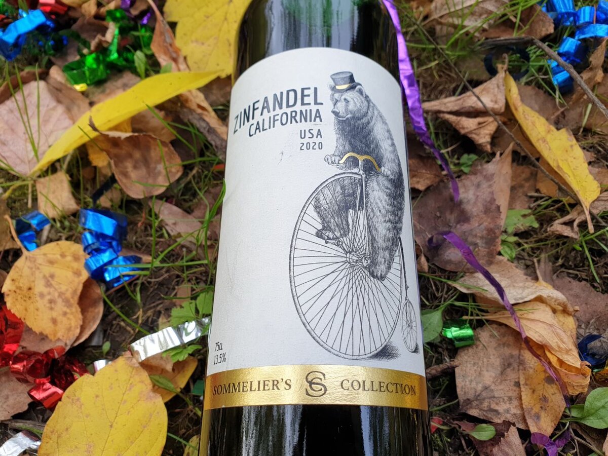 Медведь на велосипеде