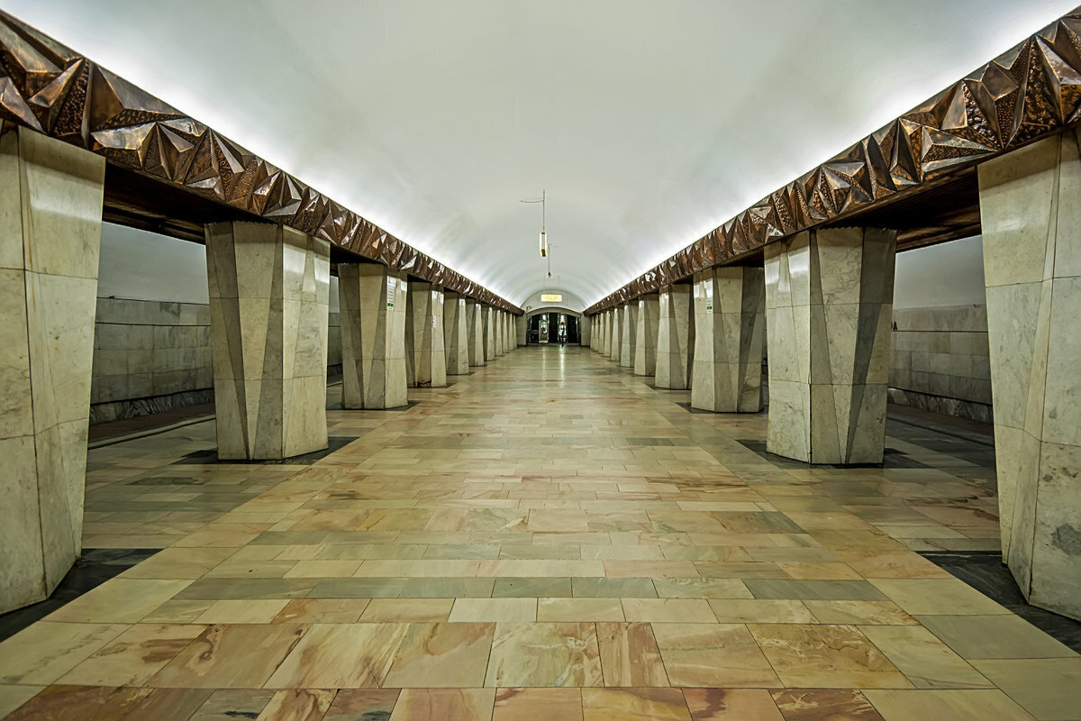 Станция метро "Китай-Город".