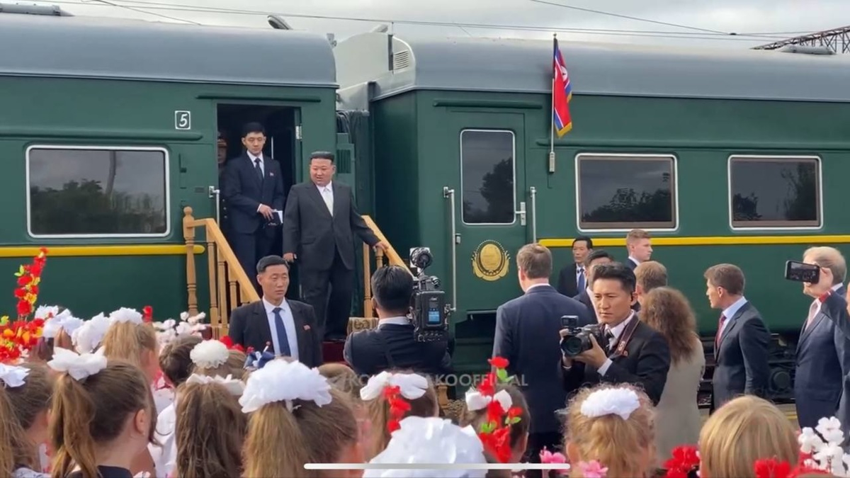Ким Чен Ын прибыл в Приморье — встречали по корейским обычаям