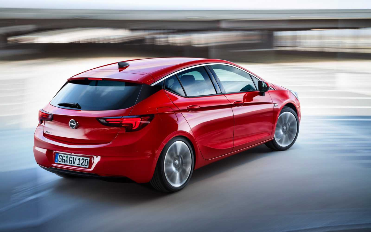 Opel Astra 2015