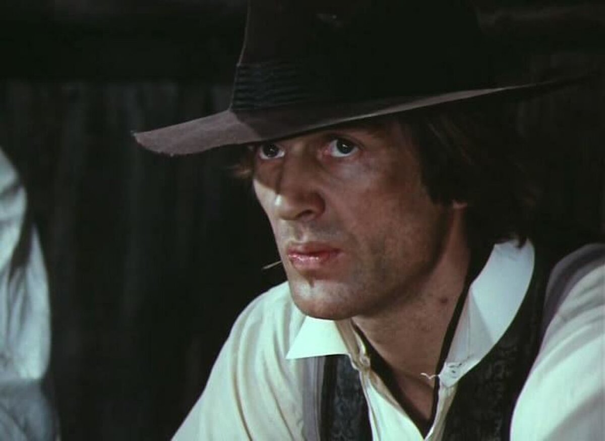 Боб Деготь из телефильма Станислава Говорухина "В поисках капитана Гранта"