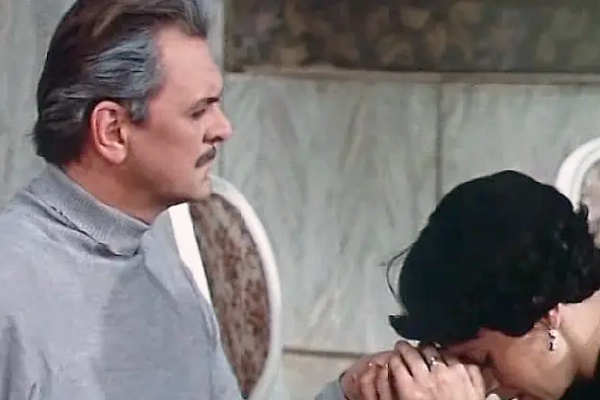 Юрий Яковлев в телеверсии спектакля Театра им. Вахтангова «Великая магия». Режиссеры Мирослав Белович, Алексей Кузнецов, Леонид Пчелкин, 1980 г.