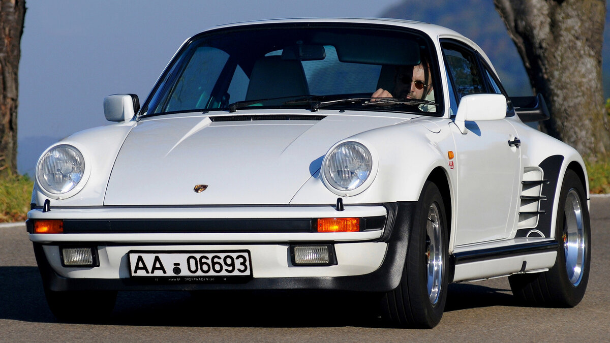 Porsche 911 Turbo 1981 года