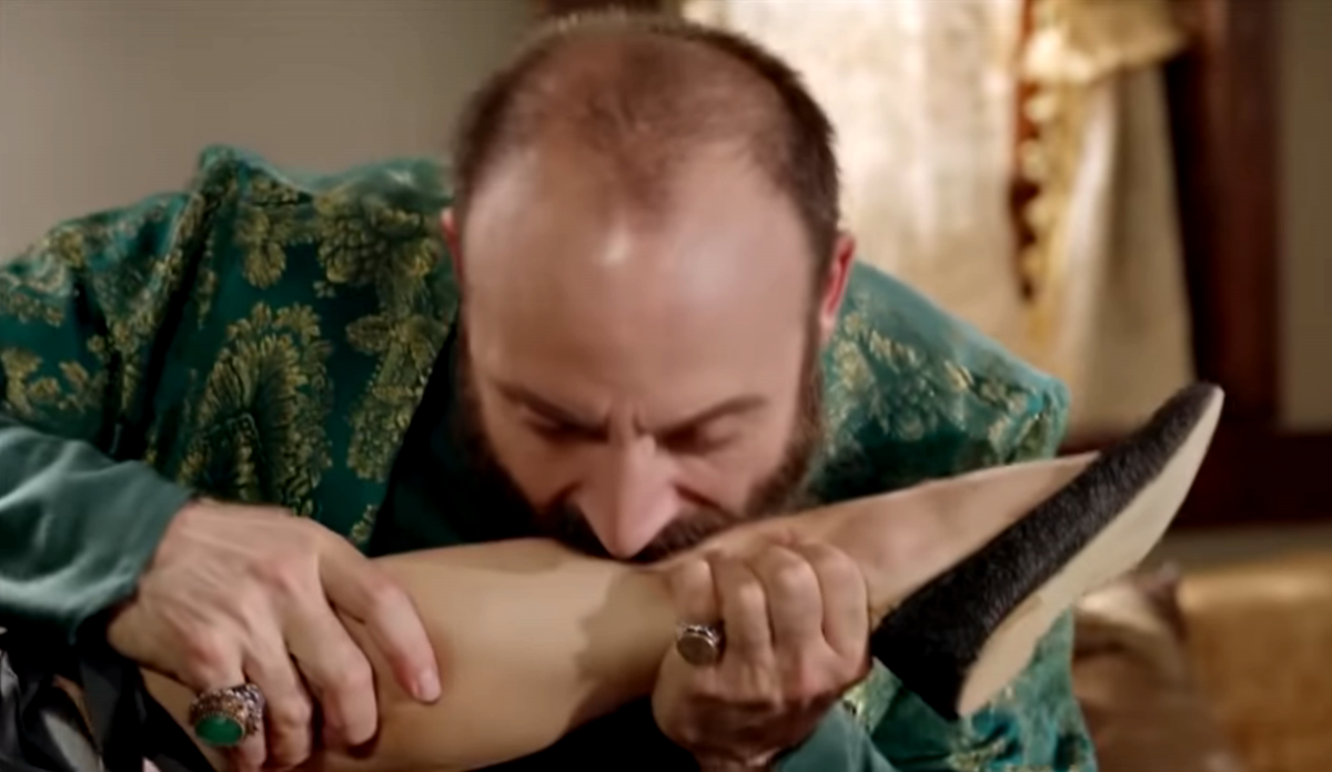 Потаенные истории героев сериала