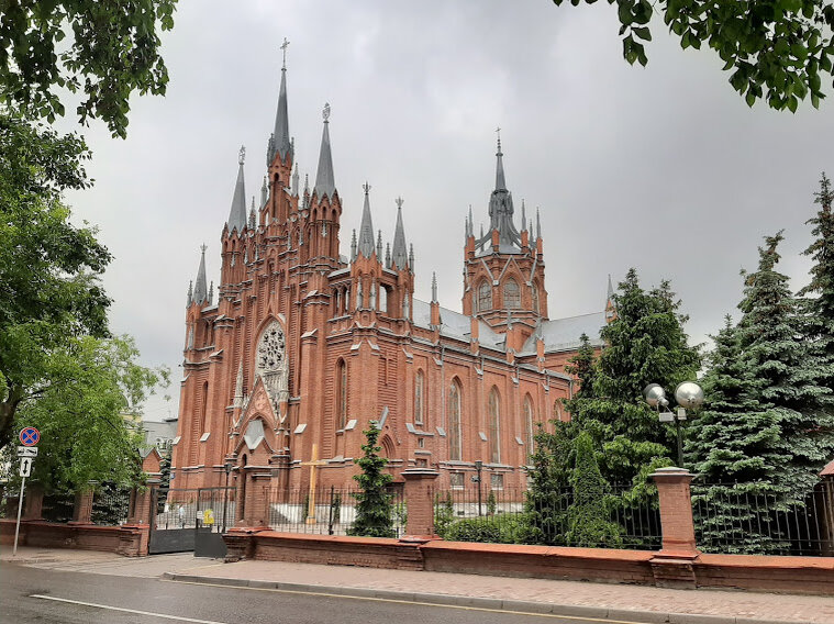 Костел на Малой Грузинской.