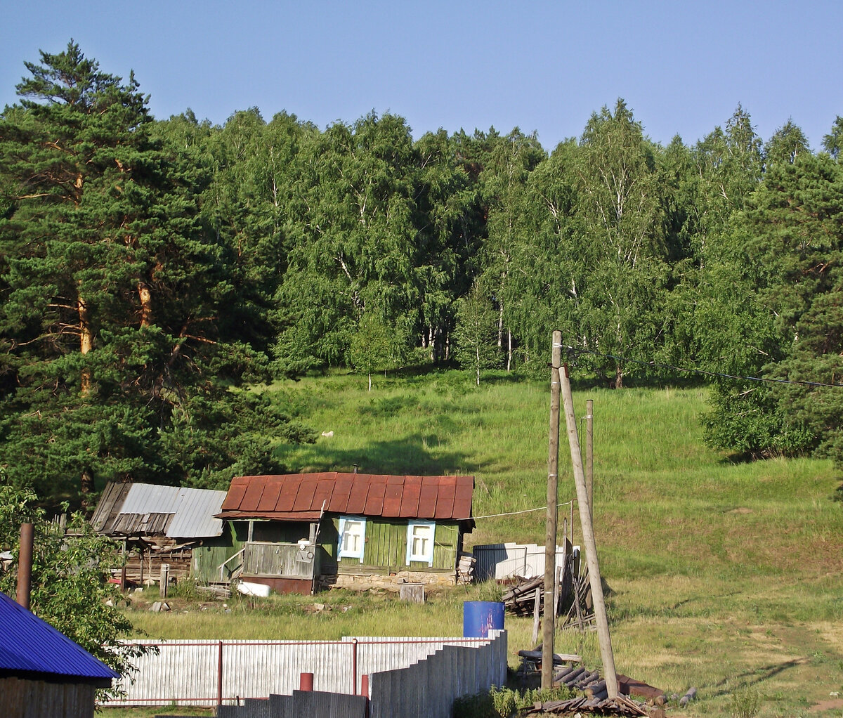 Один из  вандовских домиков, простой но на мой взгляд  - очень уютный .Фото автора