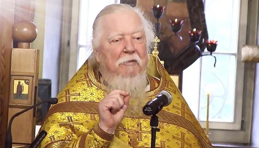 Димитрий Смирнов (07.03.1951 — 21.10.2020 гг.) — протоиерей, церковный и общественный деятель, проповедник, миссионер.