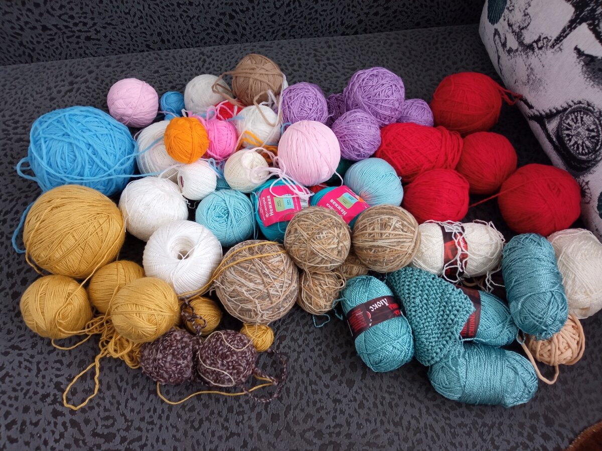 это нитки на март 2023г.