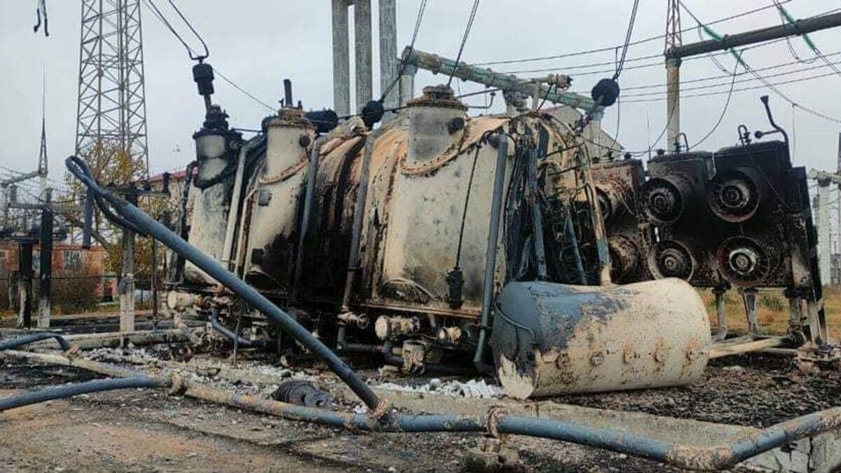    Уничтоженный объект инфраструктуры, обеспечивавший снабжение электричеством правобережья Херсонской области и части Николаевской© Фото : аккаунт Владимира Кудрицкого в соцсети