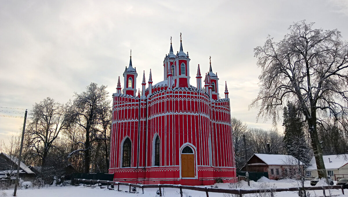 Церковь Преображения Господня деревня Красное в Старицком районе Тверской области