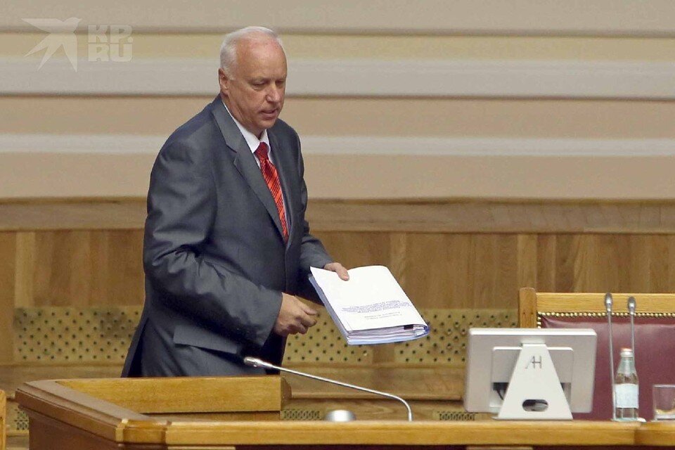     Глава СК РФ Александр Бастрыкин взял на контроль дело об избиении пятиклассника в рязанской школе.  Тимур ХАНОВ.