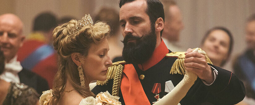 «Последние цари»: мини-сериал, 1 сезон, 6 эпизодов, 4 часа 30 минут. Производство Netflix, 2019 г.