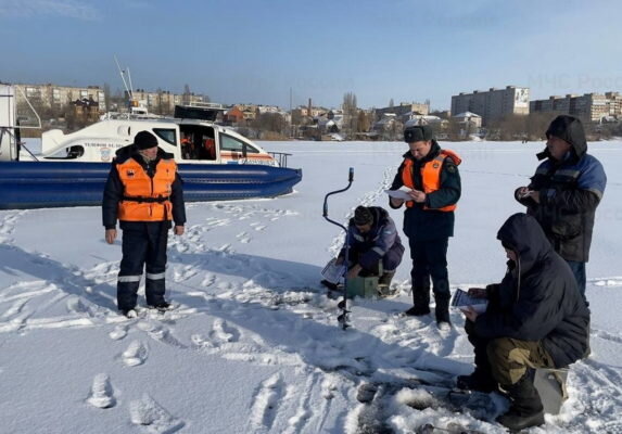    Рейд спасателей в Камышине. Фото ГУ МЧС по Волгоградской области