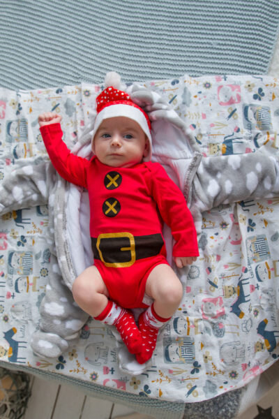 Максим пробыл без мамы всего две недели, нянечки не оставляли его одного. И тем не менее первые два месяца дома это был суровый молчаливый мужичок.