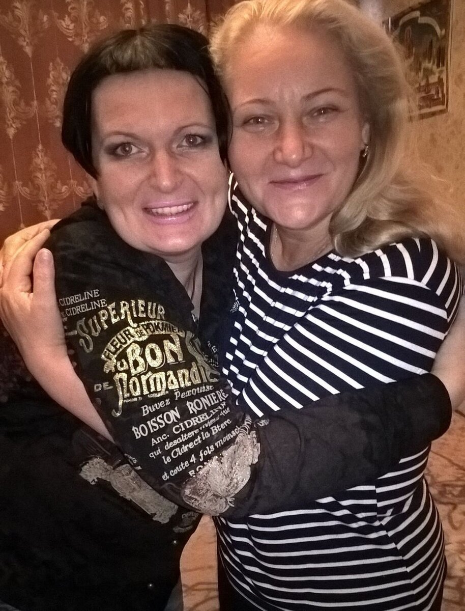 Мы с Аллочкой Наджиевой. Уж сколько они с Игорем трудились над репертуаром песен о России, даже и не сосчитать! 