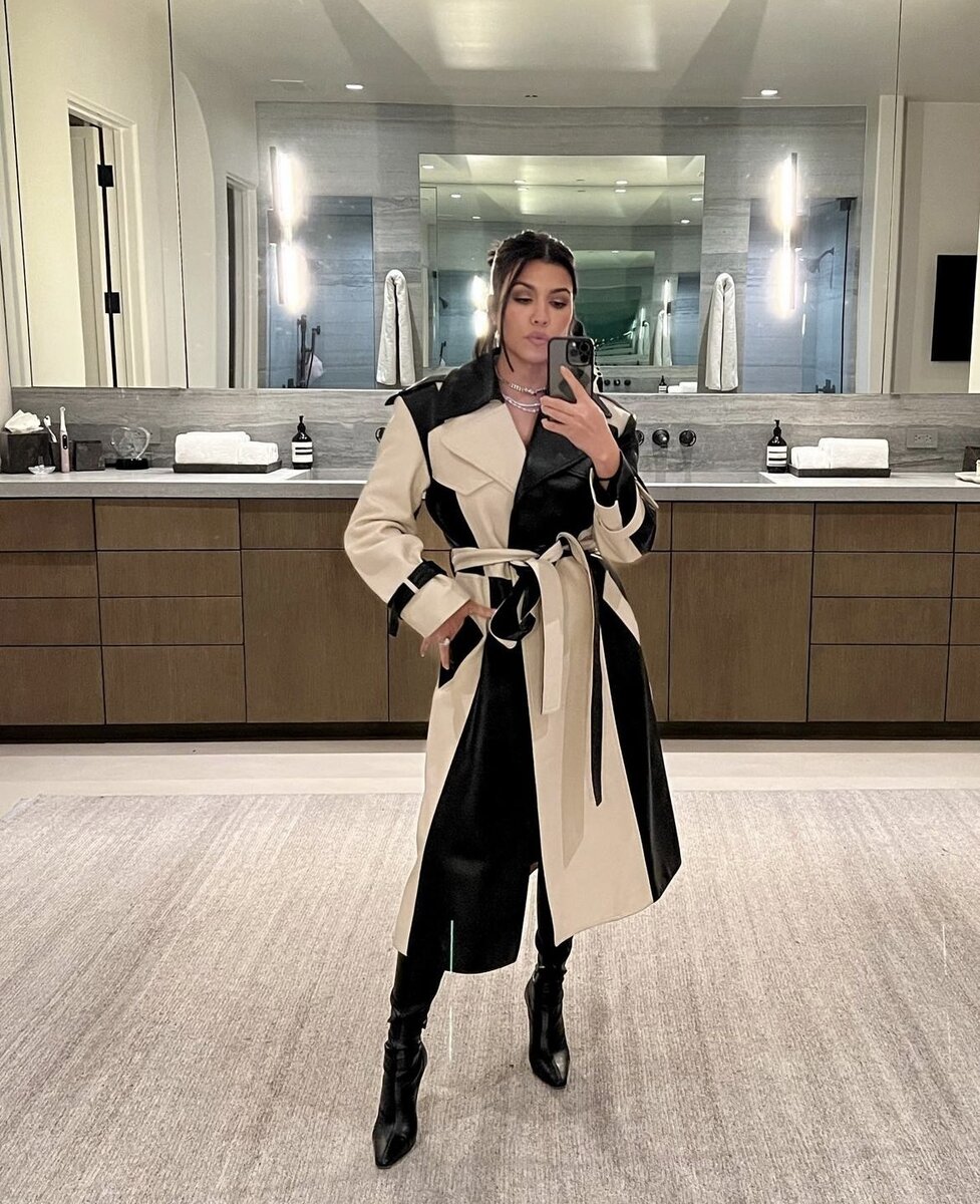     Кортни Кардашьян