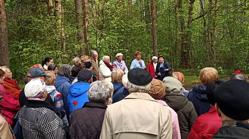 пенсионеры и ветераны ЛО на собрании, посвященном 9 маю, 2022 год