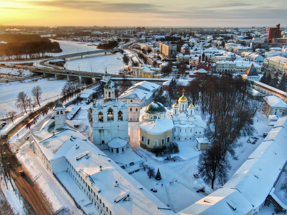 Ярославский Кремль Преображенский монастырь