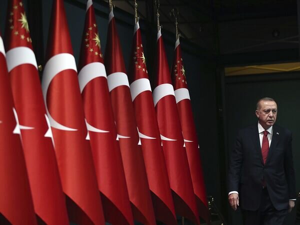    © AP Photo / Pool Photo via AP