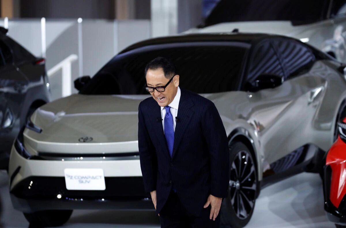 Лидер Toyota Акио Тойода уходит с поста президента и главного исполнительного директора