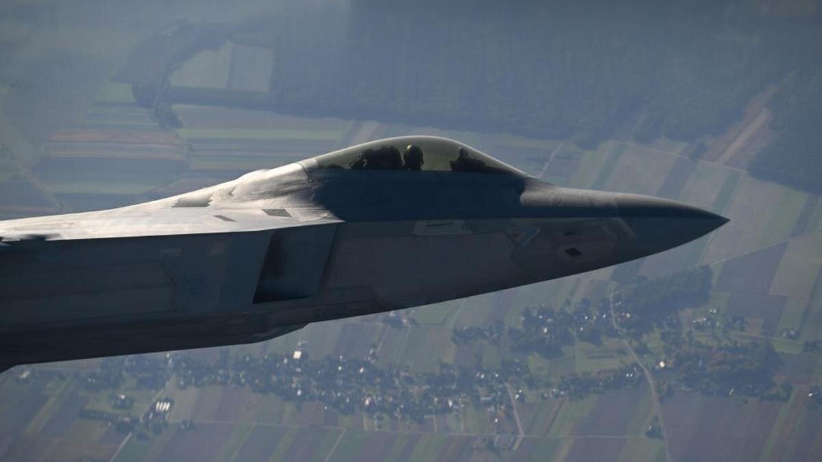    Истребитель F-22, которым был сбит объект:Stringer / Anadolu Agency / Getty Images