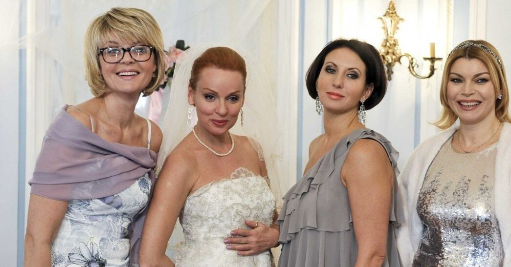 Кадр из сериала "Бальзаковский возраст, или Всe мужики сво…"
