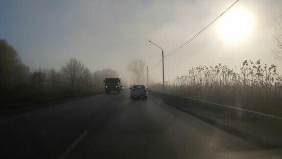     За январь произошло четыре аварии с участием грузовых машин, две из которых оказались со смертельным исходом. Об этом рассказали автоинспекторы в соцсетях.