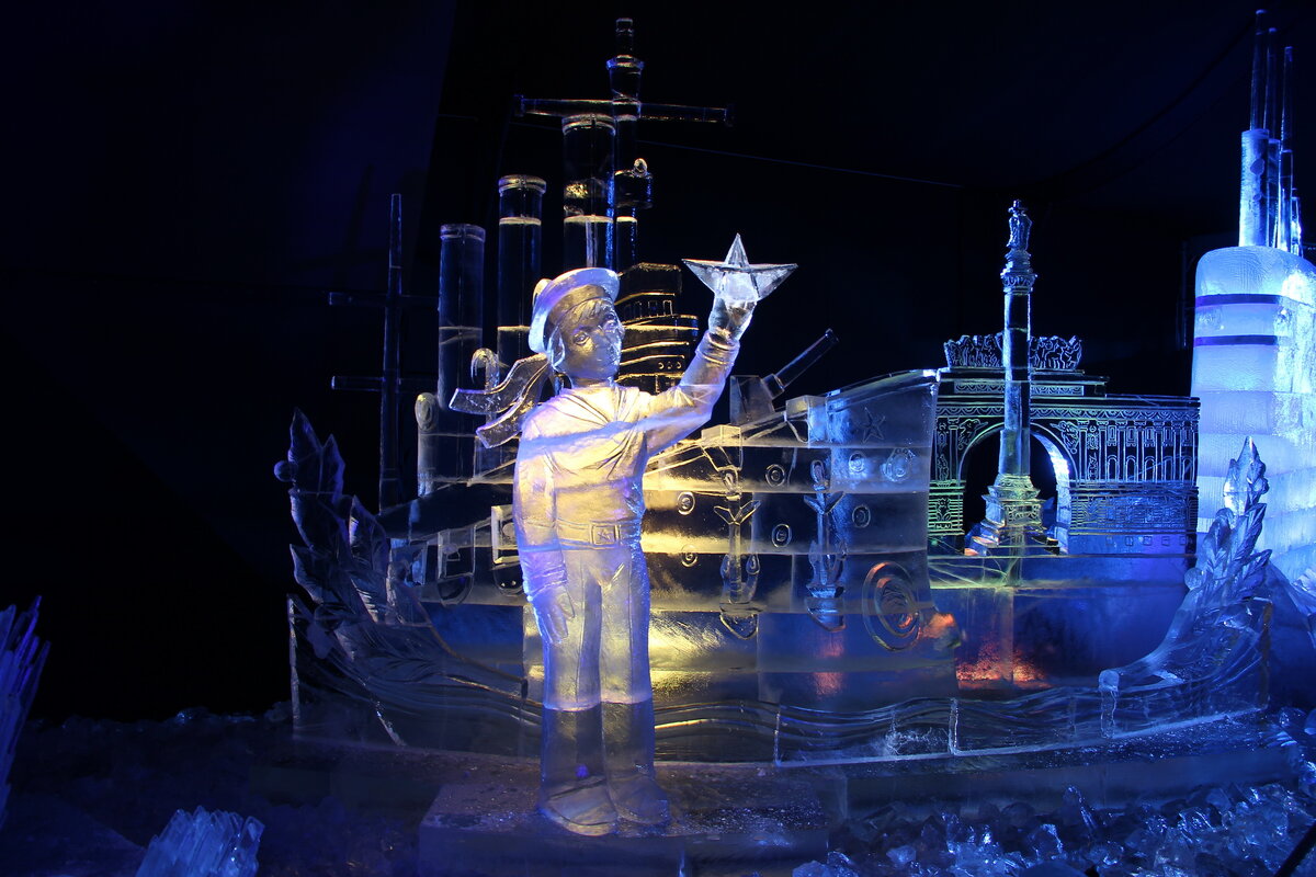 Остров фортов ледяные скульптуры. Ледяные скульптуры. Фестиваль ледовых скульптур в кронштадте 2023. Выставка ледяных скульптур в кронштадте 2023. Кронштадт лед.