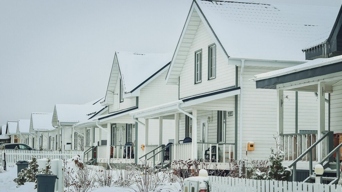     Более шести лет понадобится тюменцам, чтобы накопить деньги на покупку частного дома. Об этом сообщает пресс-служба портала «Мир квартир».