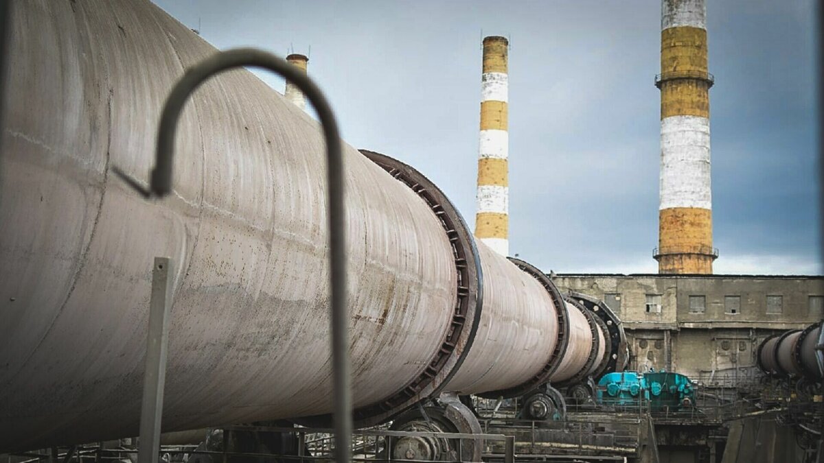     В Татарстане могут построить атомную энерготехнологическую станцию для производства водорода (АЭТС). Насколько объект опасен для жителей и нужен ли он республиканской экономике — в материале Inkazan.