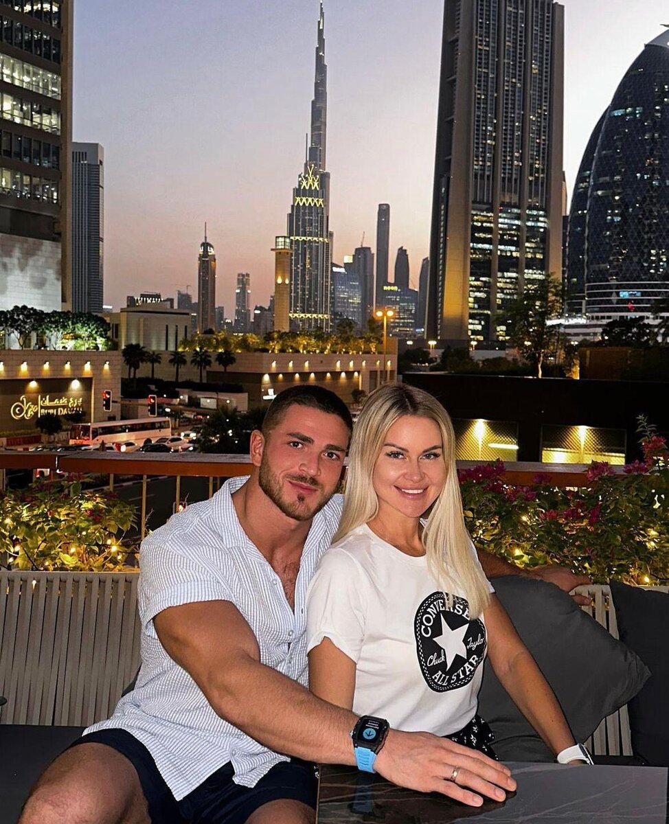    Марина Африкантова и Роман Капаклы