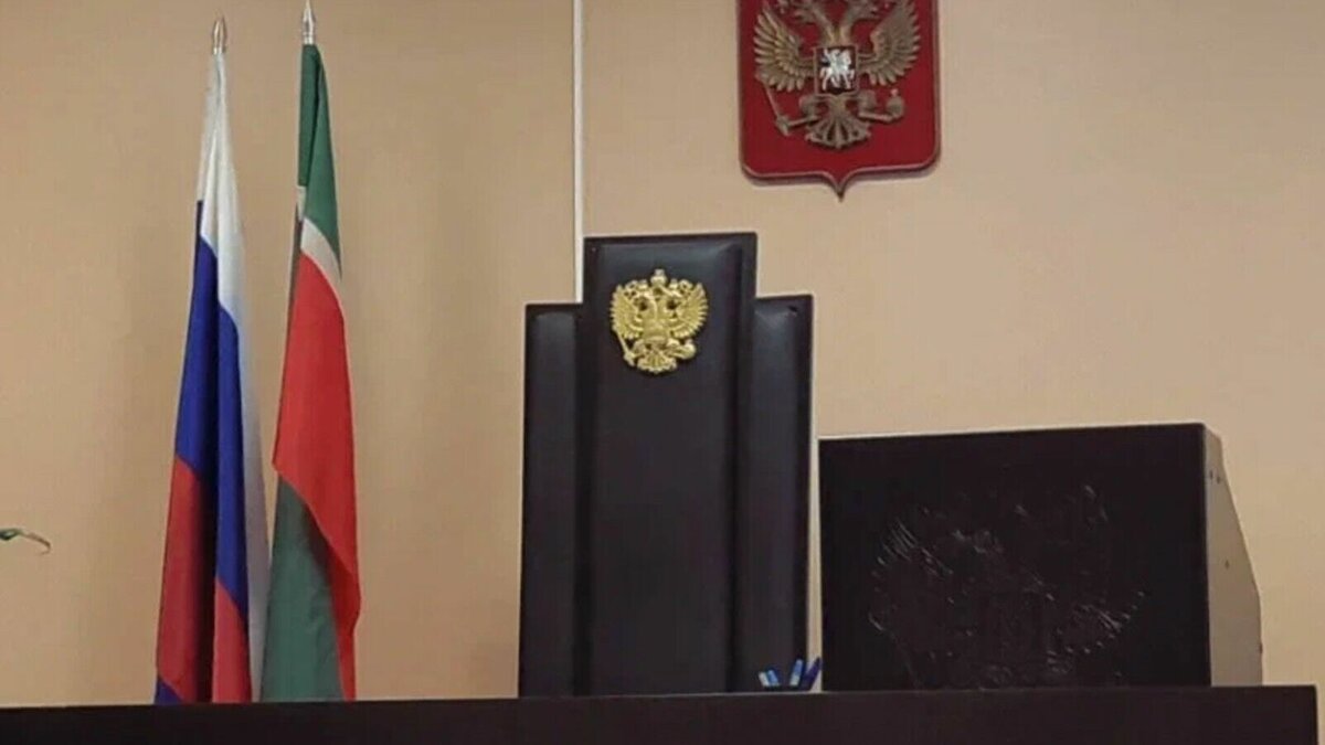     В Татарстане 35-летнего уроженца Мамадышского района будут судить за убийство знакомого. При этом преступление произошло еще в декабре 2015 года. Об этом сообщила пресс-служба прокуратуры региона.