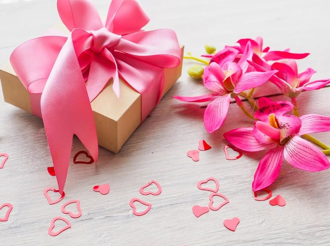 Фото с сайта https://on-desktop.com/ru/Holidays/